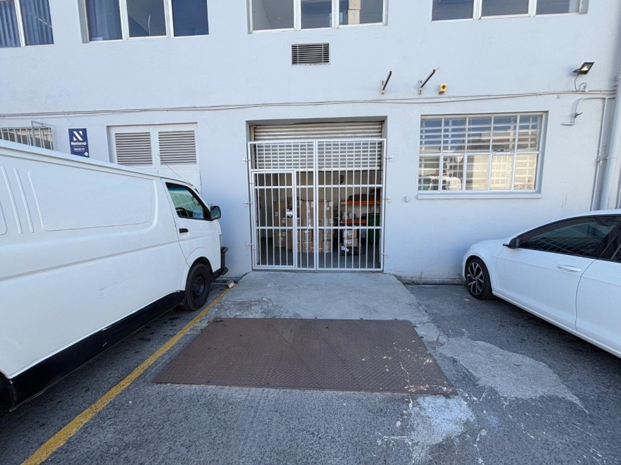 To Let commercial Property for Rent in Paarden Eiland Western Cape